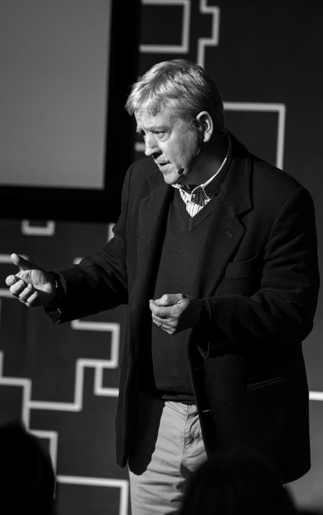 Hamilton Wende, writer, speaker, producer and journalist